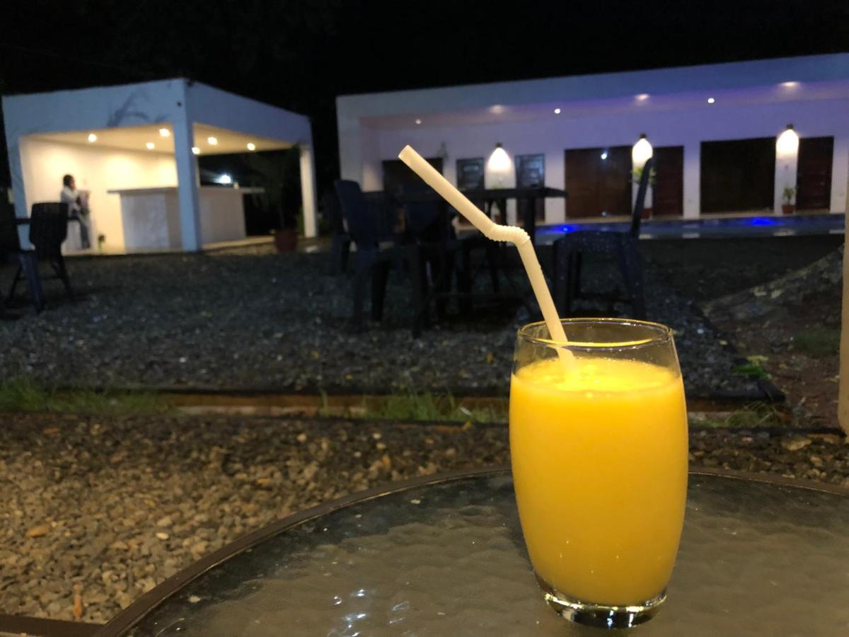 Alesseo Hostel Tiniguiban Экстерьер фото