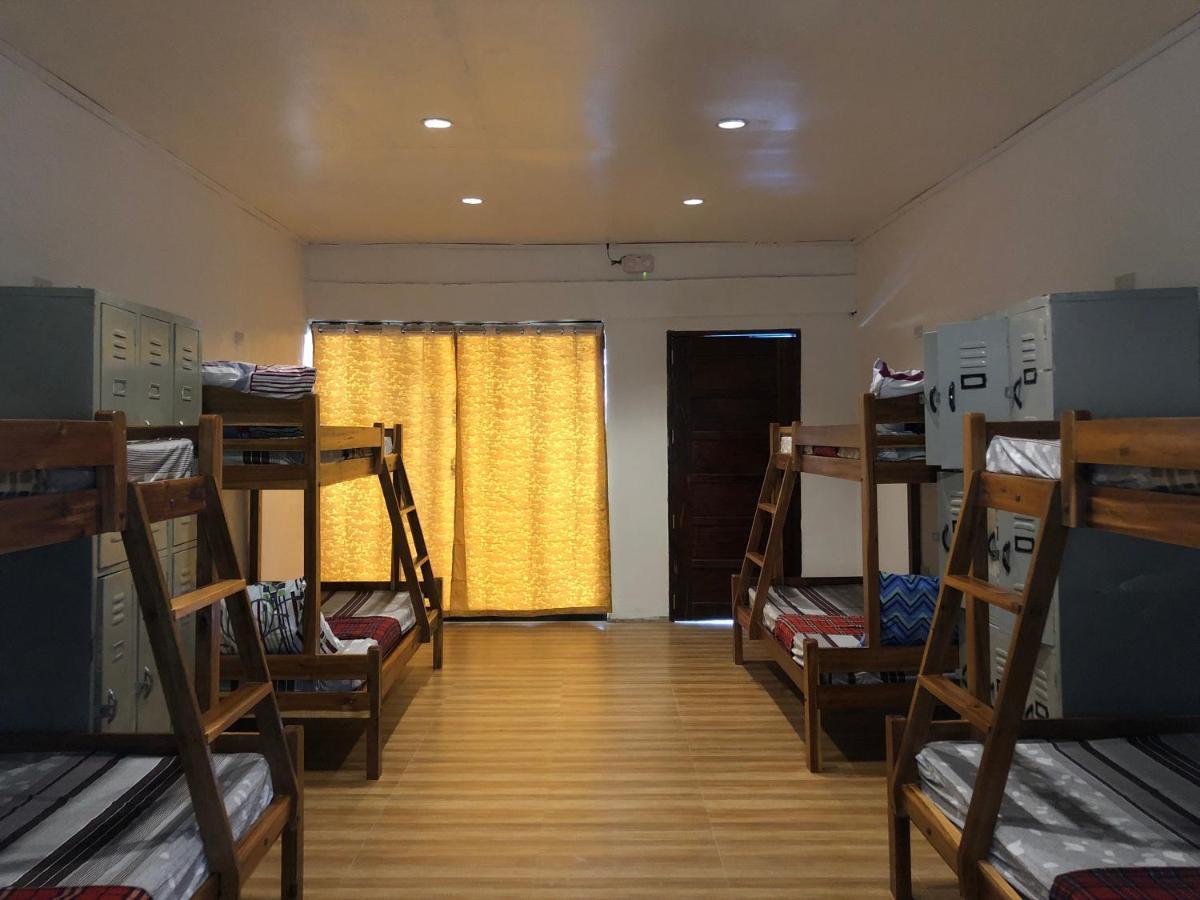 Alesseo Hostel Tiniguiban Экстерьер фото