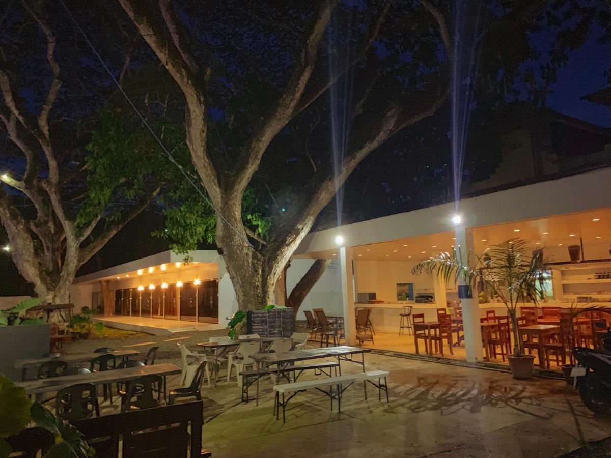 Alesseo Hostel Tiniguiban Экстерьер фото